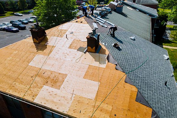 installing roof, repairing roof